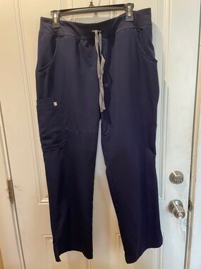 Figs Women’s Navy Drawstring Cargo Scrub Pants